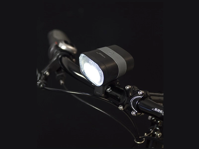 Spanninga Axendo Genopladelig Forlygte, 40 Lux 5 Spanninga Axendo Genopladelig Forlygte, 40 Lux - Billede 3