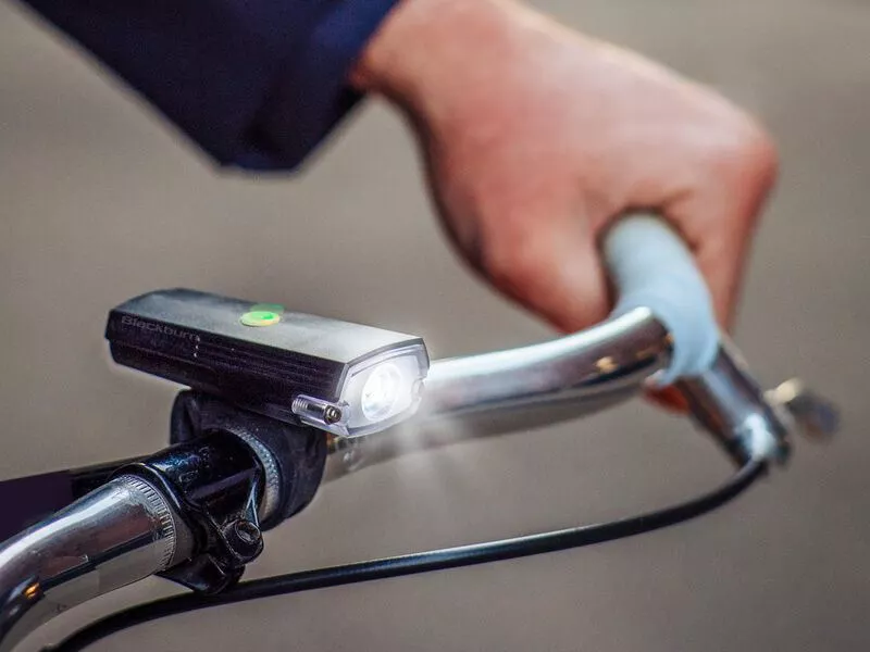 Blackburn Dayblazer Genopladelig Forlygte, 550 Lumen 9 Blackburn Dayblazer Genopladelig Forlygte, 550 Lumen - Billede 7